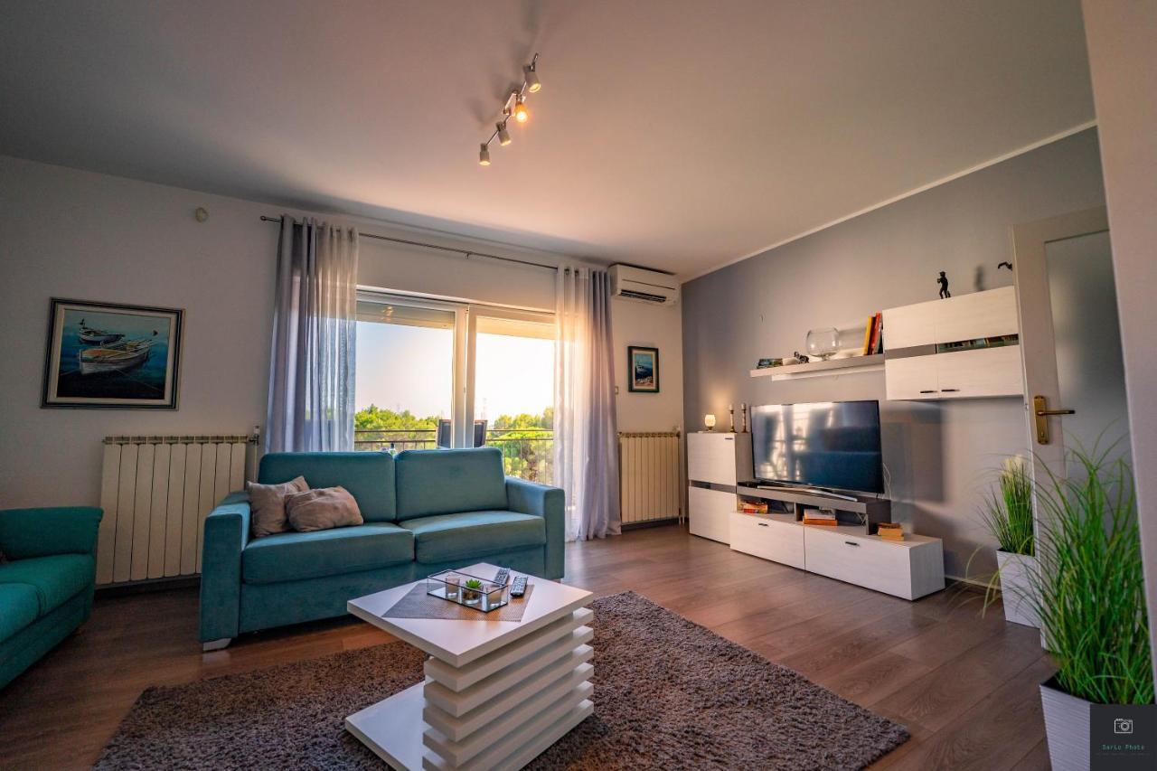 Apartman Nino Pola Esterno foto