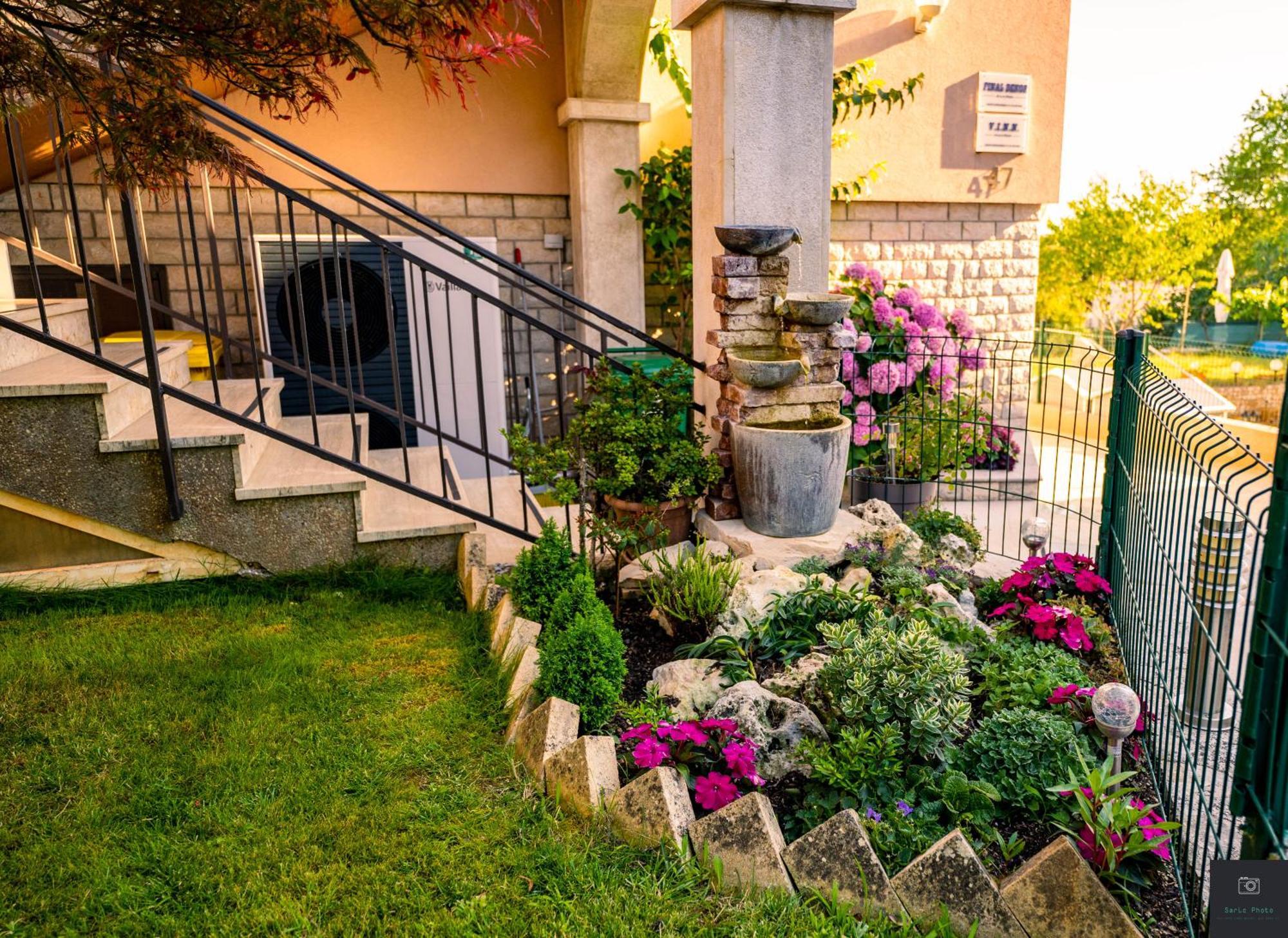 Apartman Nino Pola Esterno foto